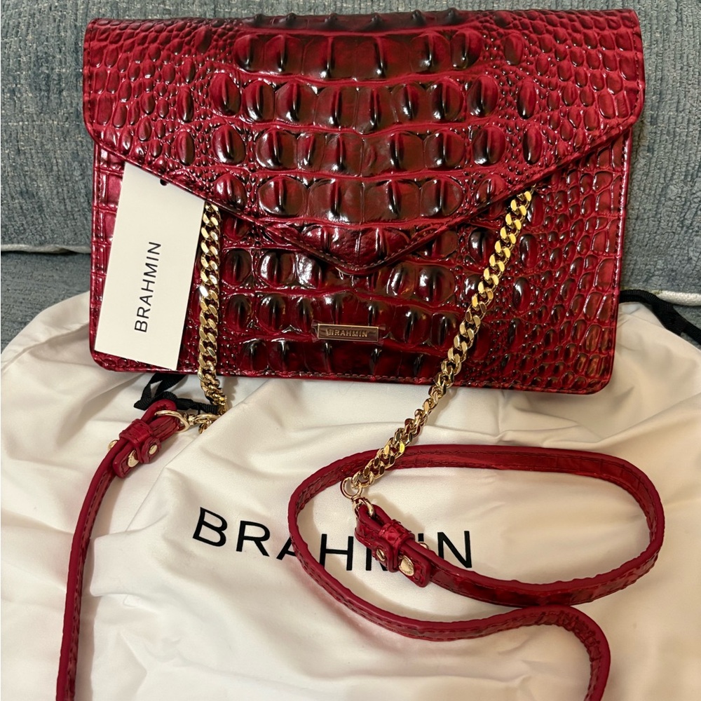Brahmin Wendy in Merlot Ombre Melbourne Croc-Embossed Crossbody Bag NWT & dusty